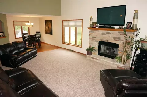 6875 N Summit Dr, Byron, IL 61010 photo 8