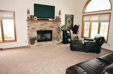 6875 N Summit Dr, Byron, IL 61010 photo 7