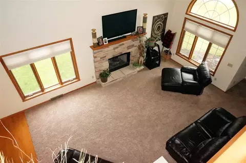 6875 N Summit Dr, Byron, IL 61010 photo 9