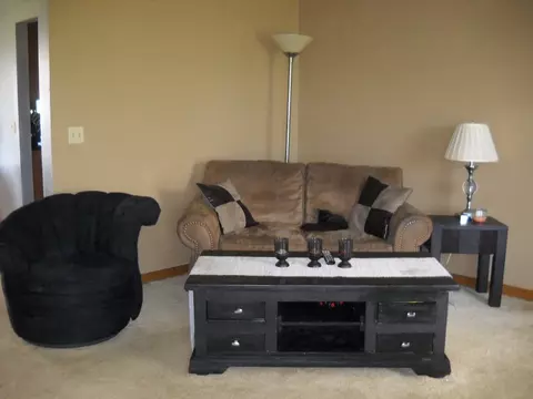 9276 Cheviot Dr, Roscoe, IL 61073 photo 5
