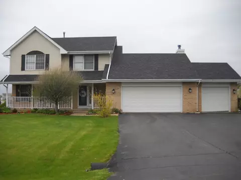 9276 Cheviot Dr, Roscoe, IL 61073 photo 2