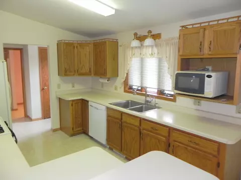 1394 Chadbourne, Lake Summerset, IL 61019 photo 8
