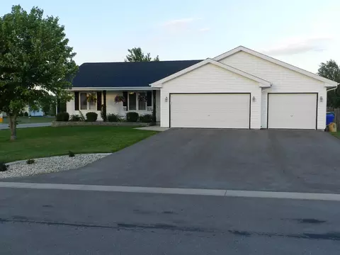 537 Autumnwolf Dr, Davis Junction, IL 61020 photo 18
