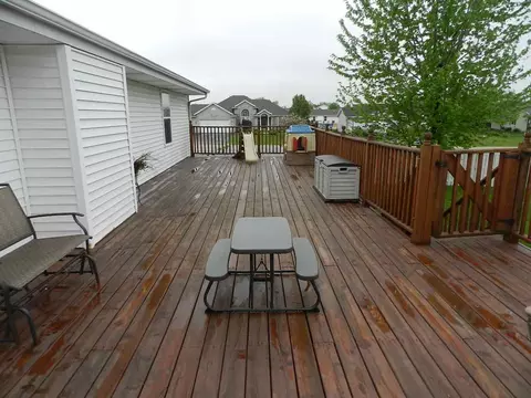537 Autumnwolf Dr, Davis Junction, IL 61020 photo 15