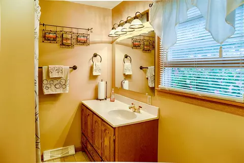 1451 Chadbourne Dr, Lake Summerset, IL 61019 photo 15