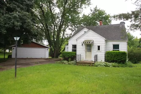 314 W State St, Cherry Valley, IL 61016 photo 1