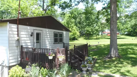 9804 N Memory Ln, Leaf River, IL 61047 photo 2