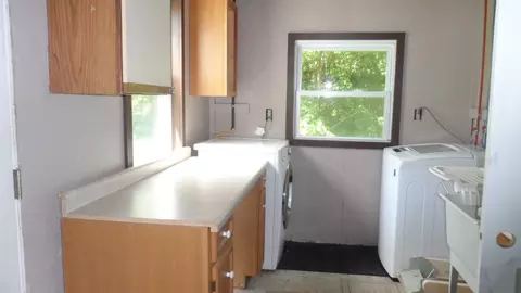 9804 N Memory Ln, Leaf River, IL 61047 photo 7