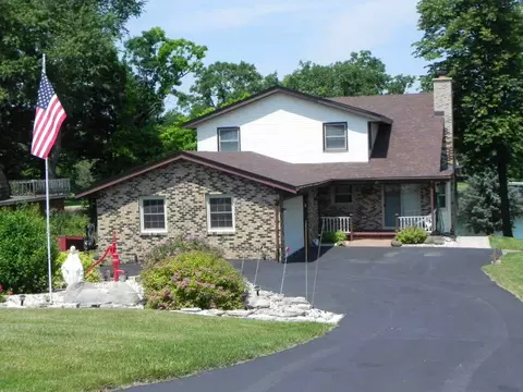 21 Delburne, Lake Summerset, IL 61019 photo 1