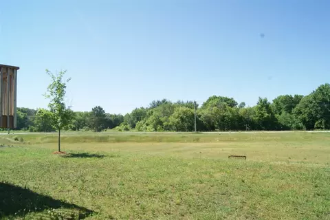 5643 Romeldale Ln, Roscoe, IL 61073 photo 3