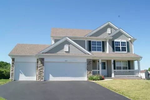 5643 Romeldale Ln, Roscoe, IL 61073 photo 1