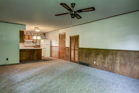 1110 Taylor, Pecatonica, IL 61063 photo 9