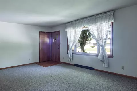 1110 Taylor, Pecatonica, IL 61063 photo 3