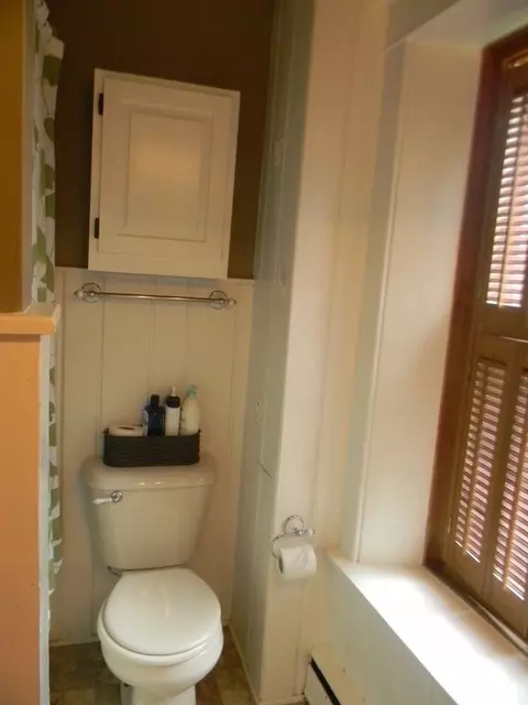 429 E Main St, Rockton, IL 61072 photo 10