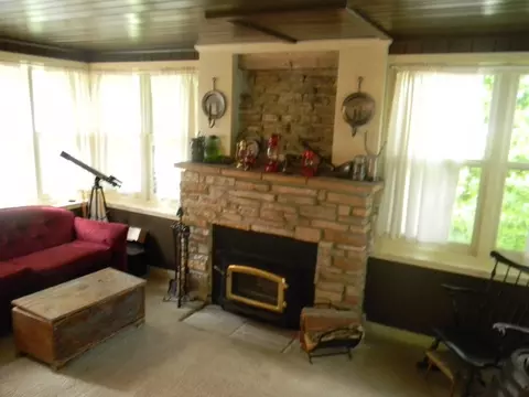 429 E Main St, Rockton, IL 61072 photo 16