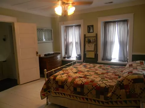 429 E Main St, Rockton, IL 61072 photo 9