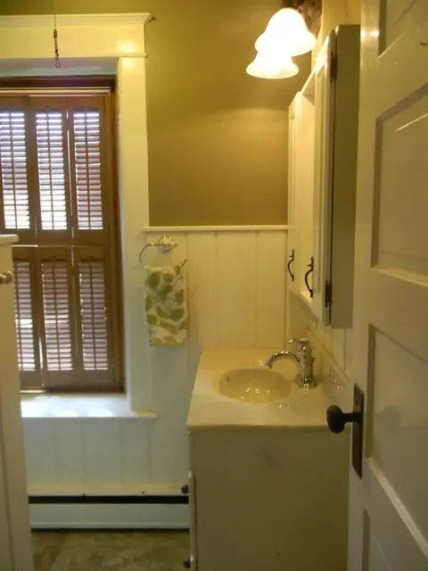 429 E Main St, Rockton, IL 61072 photo 11