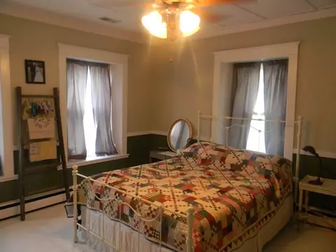 429 E Main St, Rockton, IL 61072 photo 8