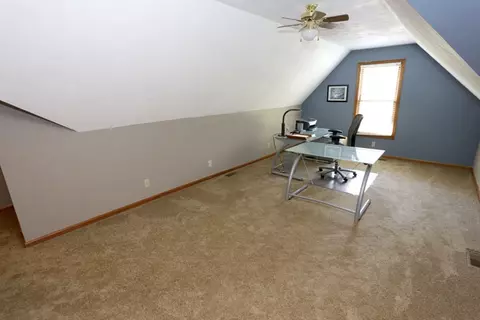 7536 Grace Dr, Roscoe, IL 61073 photo 16