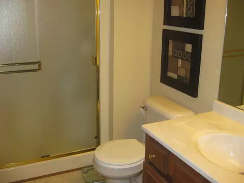 530 Merilot Dr, Roscoe, IL 61073 photo 20