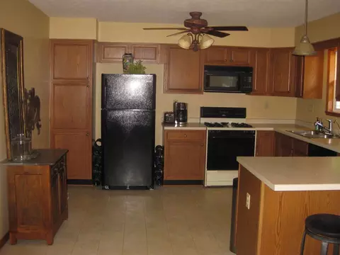 530 Merilot Dr, Roscoe, IL 61073 photo 7