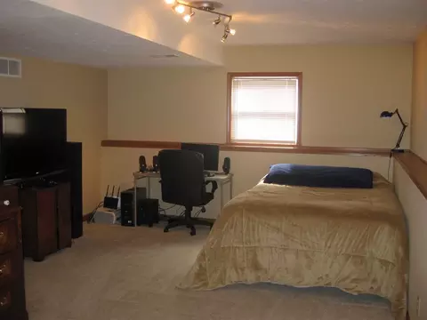 530 Merilot Dr, Roscoe, IL 61073 photo 18
