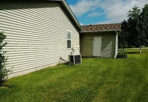 6659 Sutter Dr, Roscoe, IL 61073 photo 17