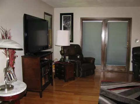 572 Baintree Rd, Lake Summerset, IL 61019 photo 6
