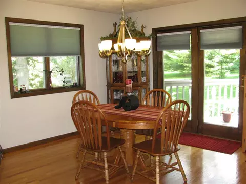 572 Baintree Rd, Lake Summerset, IL 61019 photo 8
