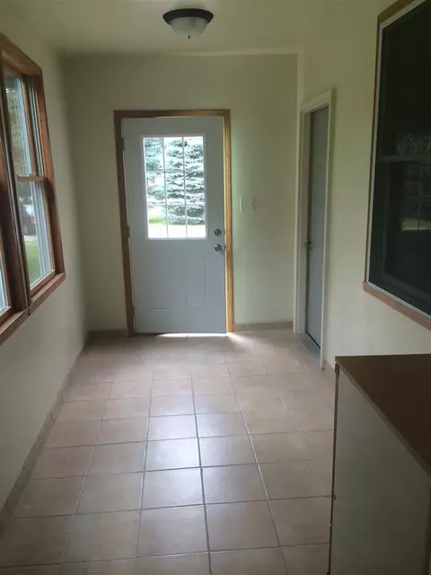 3748 Mill Rd, Cherry Valley, IL 61016 photo 7