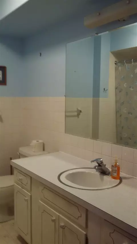 16318 7th St, Pecatonica, IL 61063 photo 2