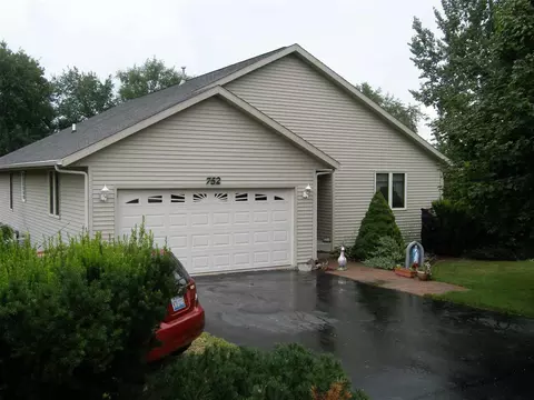 752 Gainsboro, Lake Summerset, IL 61019 photo 3