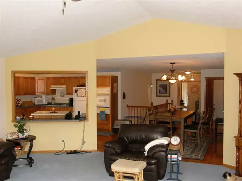 752 Gainsboro, Lake Summerset, IL 61019 photo 7