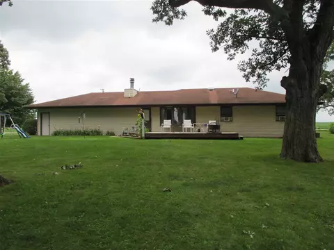 8203 N Mill Rd, Leaf River, IL 61047 photo 17
