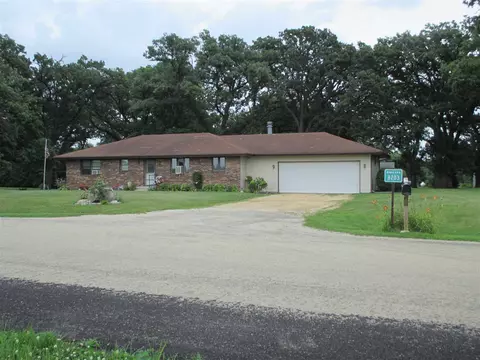 8203 N Mill Rd, Leaf River, IL 61047 photo 1