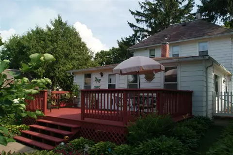 211 E Franklin, Rockton, IL 61072 photo 6