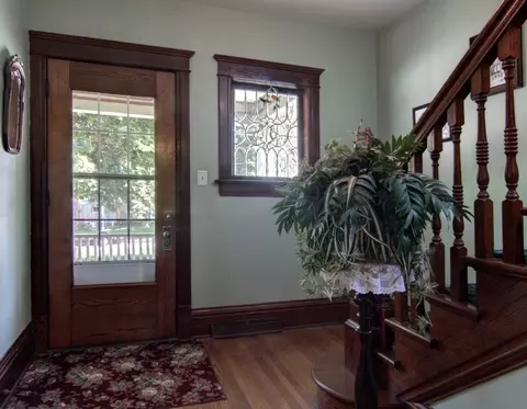 304 W 4th St, Pecatonica, IL 61063 photo 3