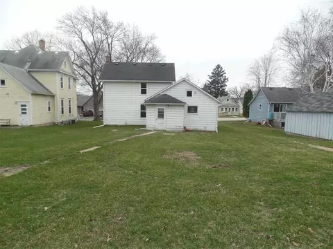 214 E 6th St, Pecatonica, IL 61063 photo 22