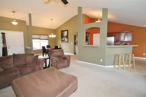 9353 Romeldale Ln, Roscoe, IL 61073 photo 9