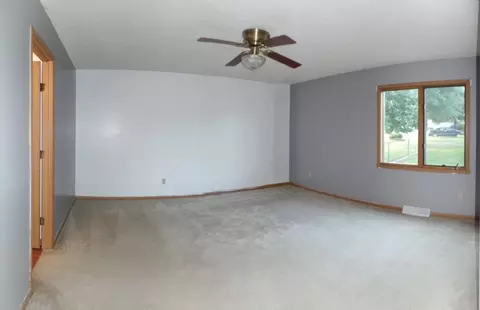 9937 Clay Ct, Roscoe, IL 61073 photo 13