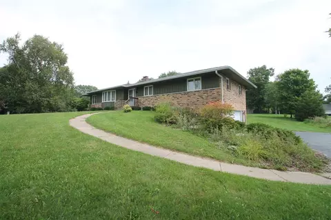 12355 Love Rd, Roscoe, IL 61073 photo 4