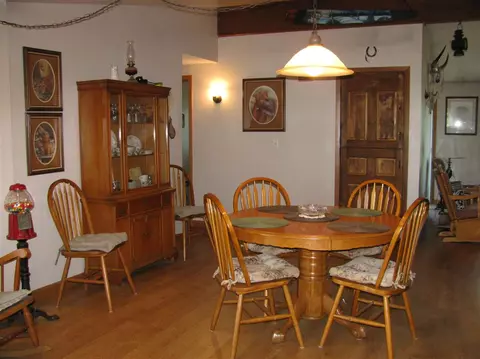 15533 Comly Rd, Pecatonica, IL 61063 photo 10