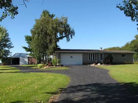 15533 Comly Rd, Pecatonica, IL 61063 photo 1