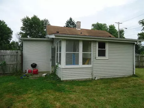 2007 Roosevelt Ave, Beloit, WI 53511 photo 5