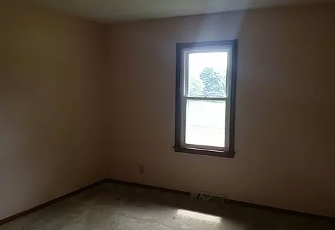 606 E Brown St, Harvard, IL 60033 photo 6