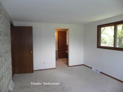 300 Forestcliff Ct, Lake Summerset, IL 61019 photo 22