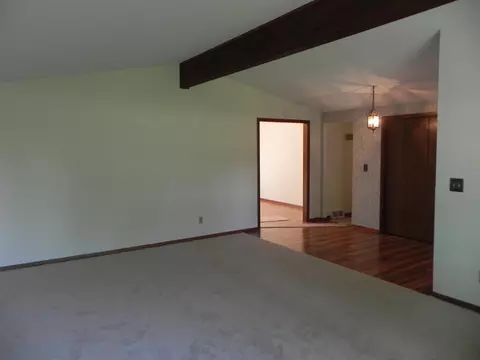 300 Forestcliff Ct, Lake Summerset, IL 61019 photo 7