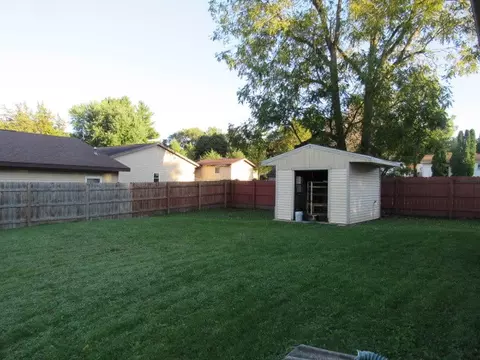 910 Taylor St, Pecatonica, IL 61063 photo 21