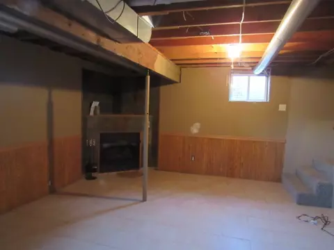 910 Taylor St, Pecatonica, IL 61063 photo 16