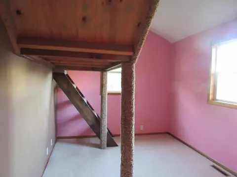 910 Taylor St, Pecatonica, IL 61063 photo 13